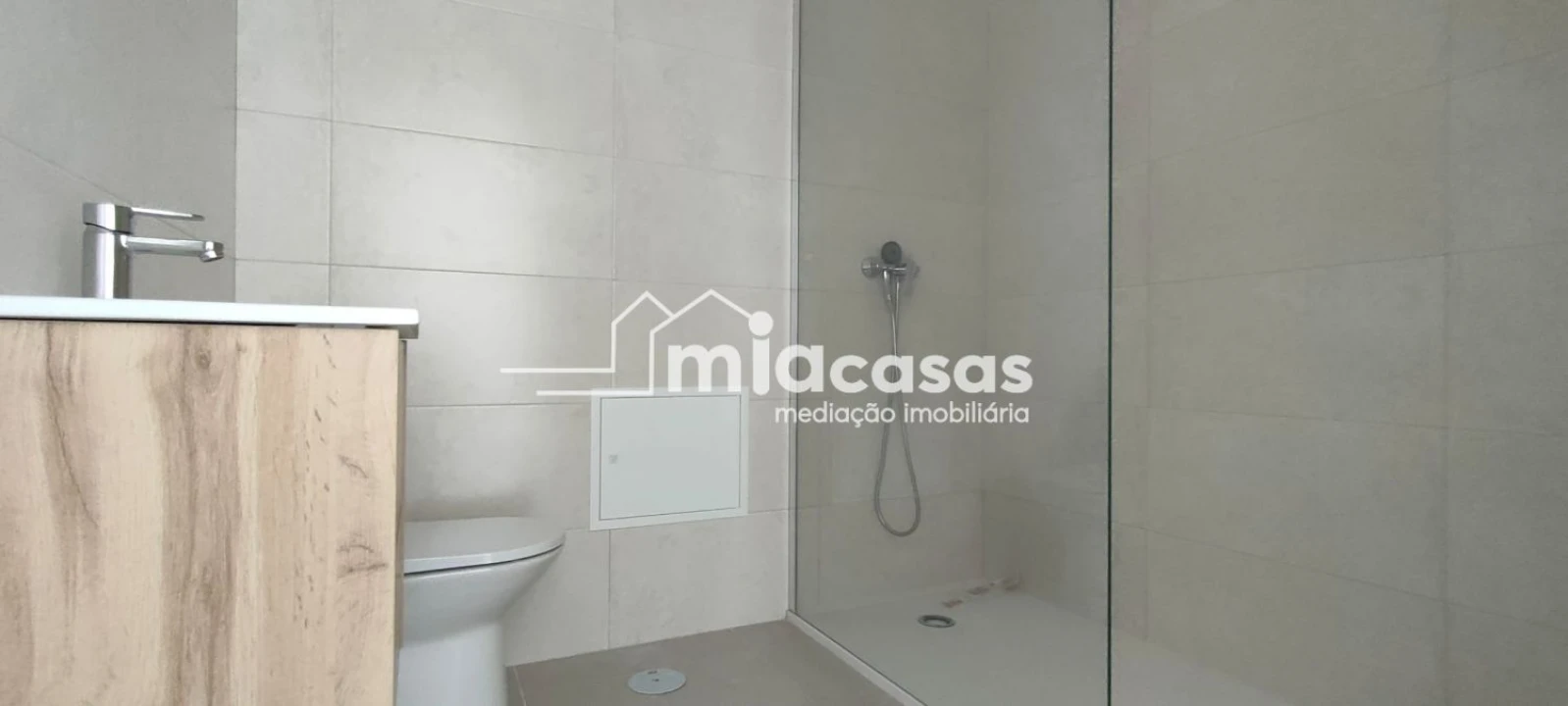 Apartamento T2 para Venda em Luso Foto 3