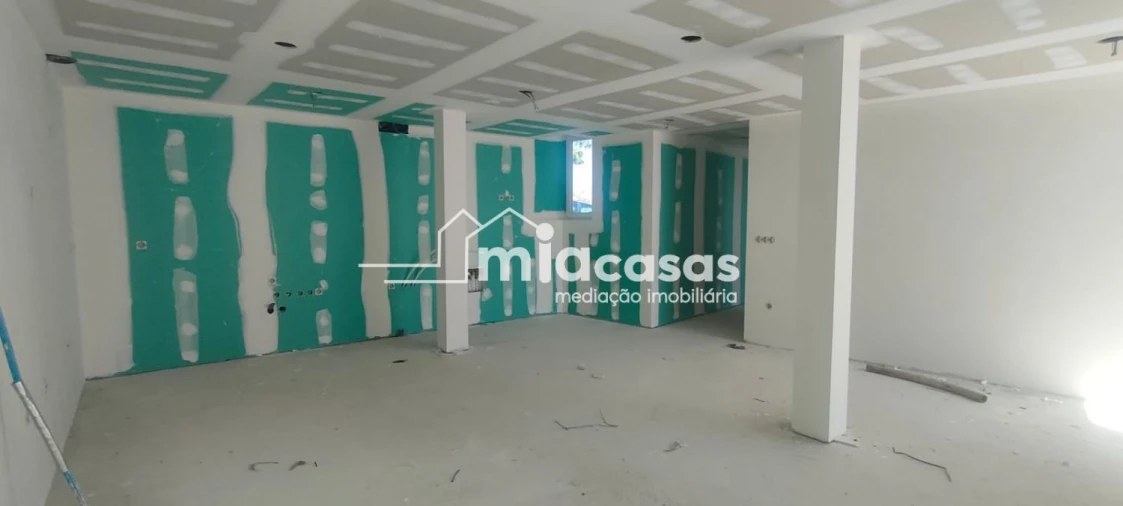 Apartamento T2 para Venda em Luso Foto 4