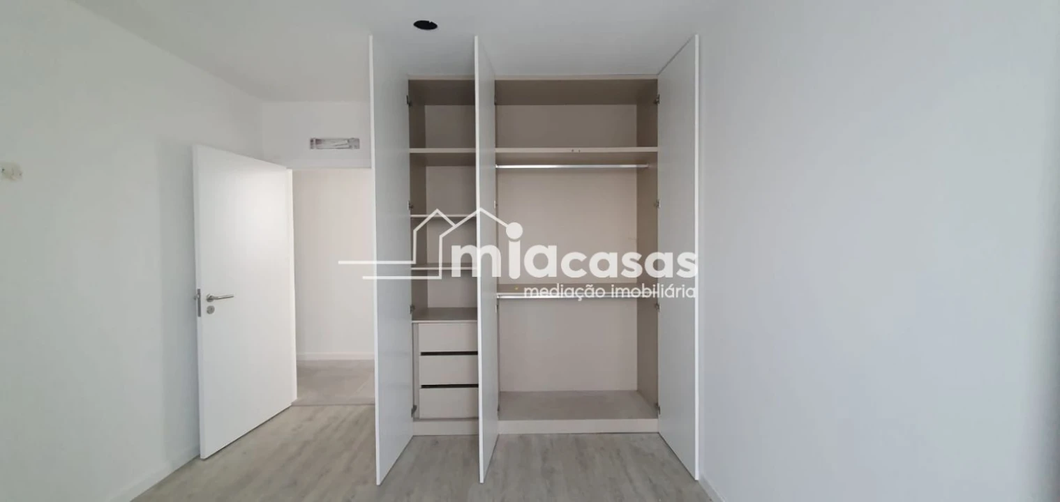 Apartamento T2 para Venda em Luso Foto 9