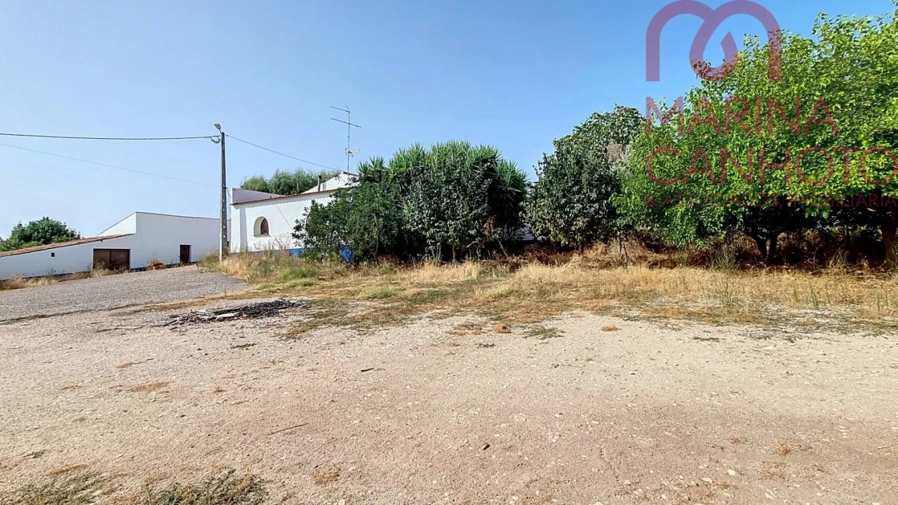 Quinta T3 para Venda em Orada Foto 36