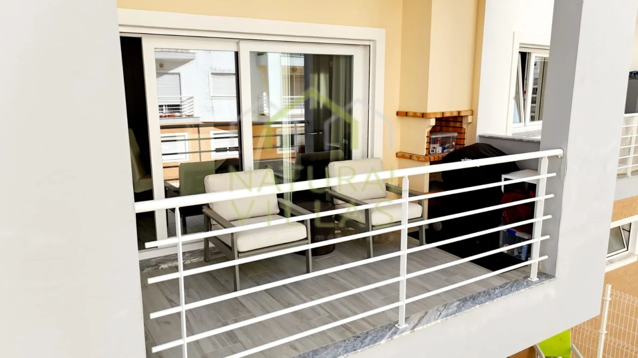 Apartamento T1 para Venda em Alcantarilha e Pêra Foto 9