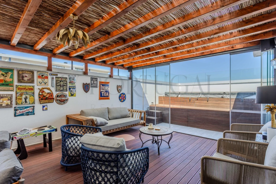 Apartamento T4 para Venda em Porto Salvo Foto 42