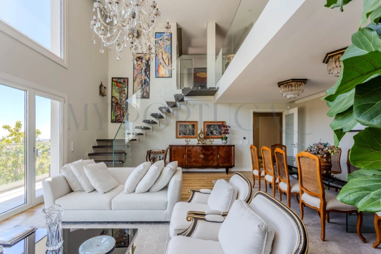 Apartamento T4 para Venda em Porto Salvo Foto 7