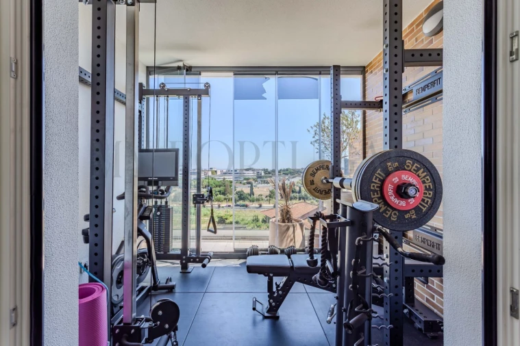 Apartamento T4 para Venda em Porto Salvo Foto 44