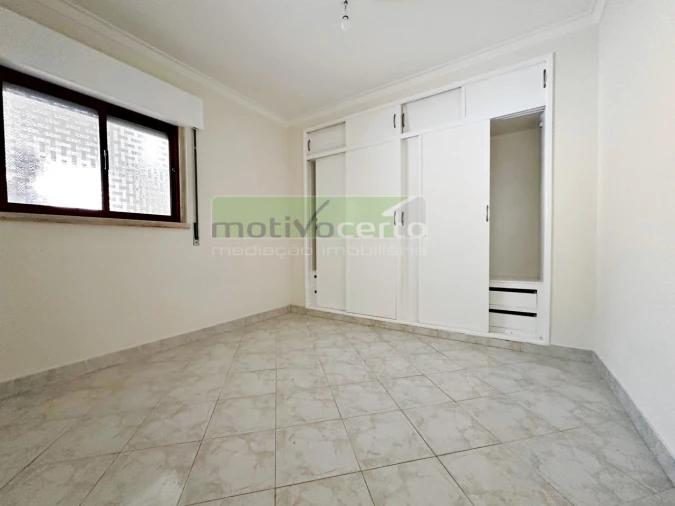 Apartamento T1 para Venda em São João das Lampas e Terrugem Foto 11