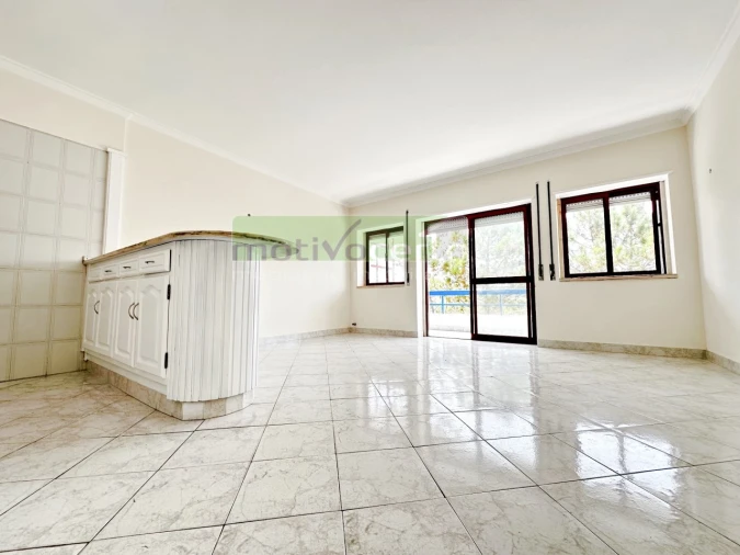 Apartamento T1 para Venda em São João das Lampas e Terrugem