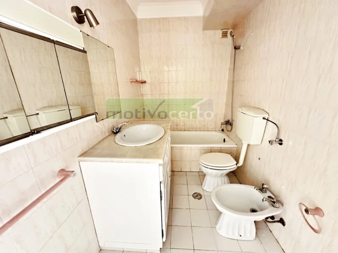 Apartamento T1 para Venda em São João das Lampas e Terrugem Foto 12