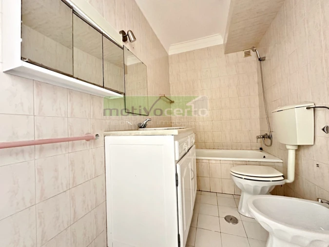 Apartamento T1 para Venda em São João das Lampas e Terrugem Foto 13