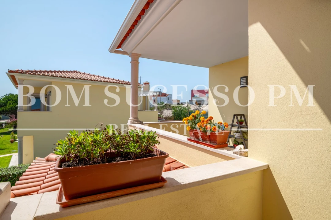 Moradia T3 para Venda em Vau Foto 41