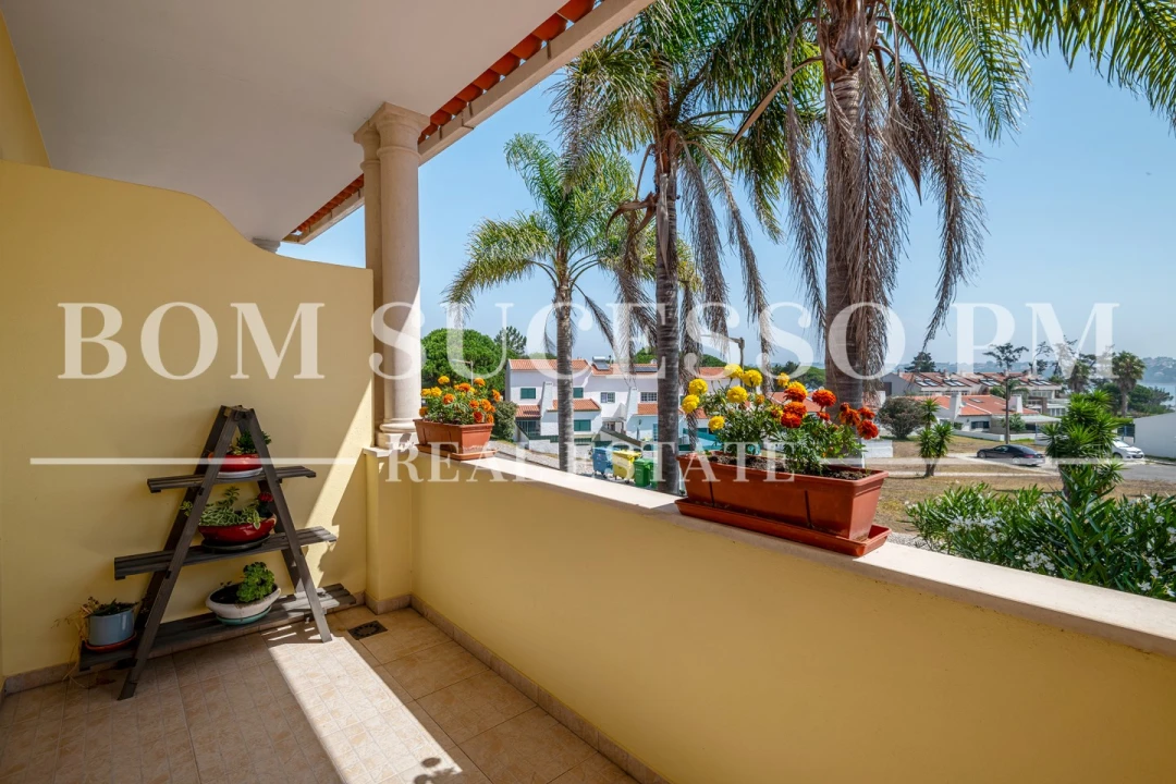 Moradia T3 para Venda em Vau Foto 42