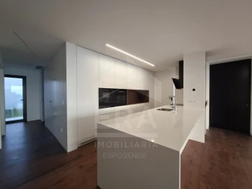 Moradia T4 para Venda em Esposende, Marinhas e Gandra
