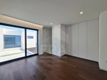 Moradia T4 para Venda em Esposende, Marinhas e Gandra