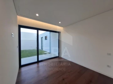 Moradia T4 para Venda em Esposende, Marinhas e Gandra