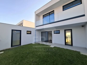 Moradia T4 para Venda em Esposende, Marinhas e Gandra