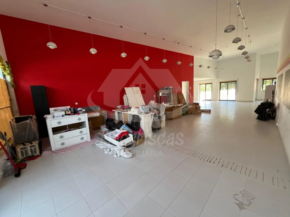 Loja para Venda em Póvoa de Santa Iria e Forte da Casa Foto 3