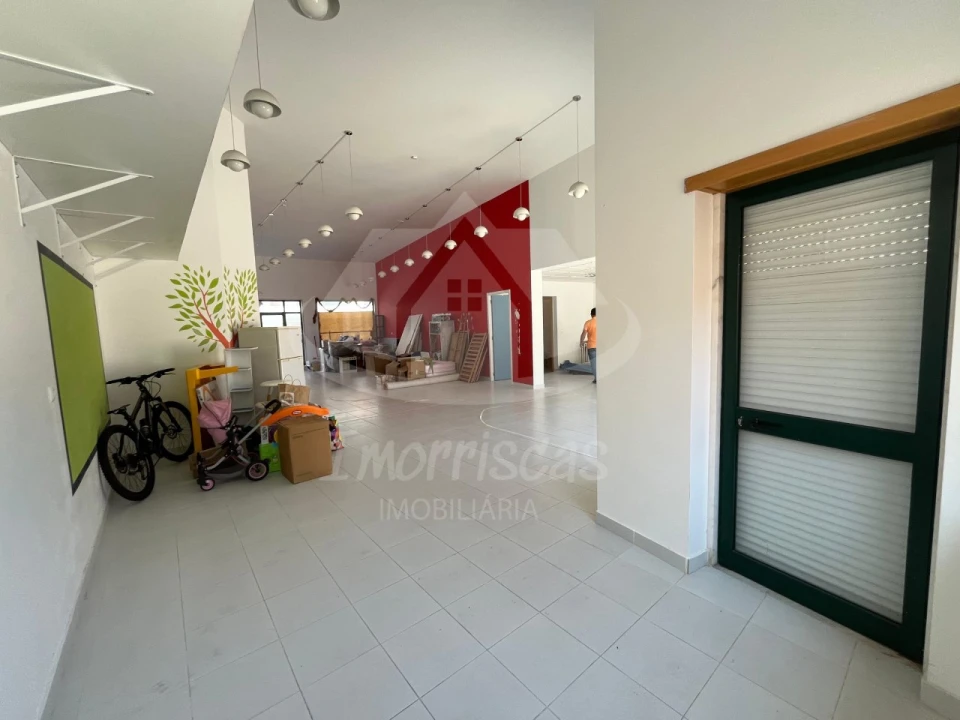 Loja para Venda em Póvoa de Santa Iria e Forte da Casa Foto 5