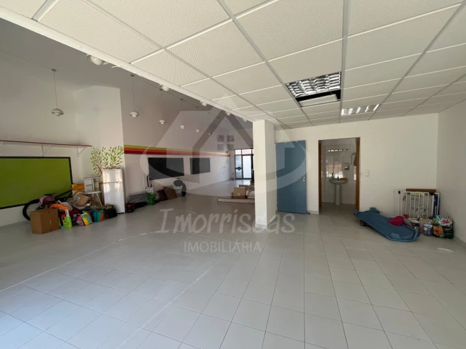 Loja para Venda em Póvoa de Santa Iria e Forte da Casa Foto 6