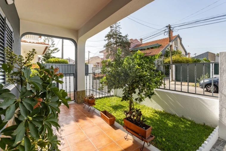 Moradia T4 para Venda em Seixal, Arrentela e Aldeia de Paio Pires Foto 2