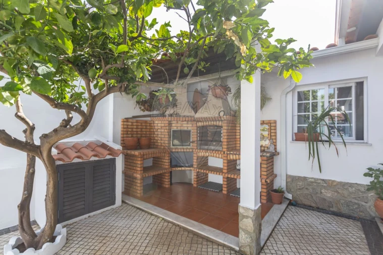 Moradia T4 para Venda em Seixal, Arrentela e Aldeia de Paio Pires Foto 29