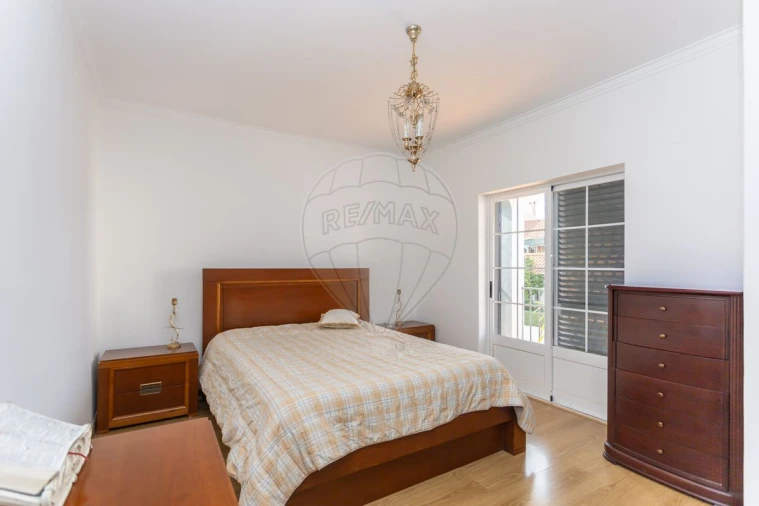 Moradia T4 para Venda em Seixal, Arrentela e Aldeia de Paio Pires Foto 20