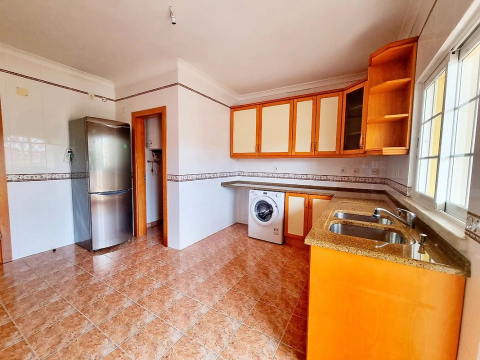 Apartamento T3 para Venda em Santa Maria e São Miguel, São Martinho, São Pedro Penaferrim Foto 8