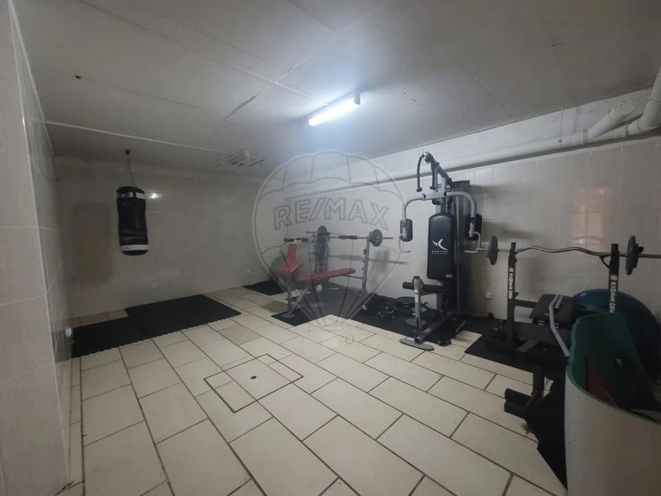 Apartamento T3 para Venda em Santa Maria e São Miguel, São Martinho, São Pedro Penaferrim Foto 33
