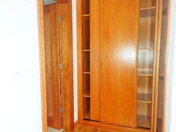 Apartamento T3 para Venda em Santa Maria e São Miguel, São Martinho, São Pedro Penaferrim