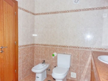 Apartamento T3 para Venda em Santa Maria e São Miguel, São Martinho, São Pedro Penaferrim