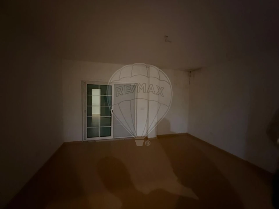 Apartamento T3 para Venda em Palhais e Coina Foto 5