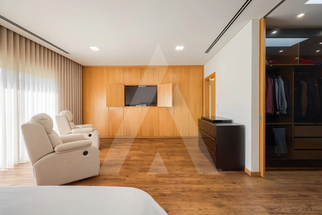 Moradia T3 para Venda em Palhaça Foto 38