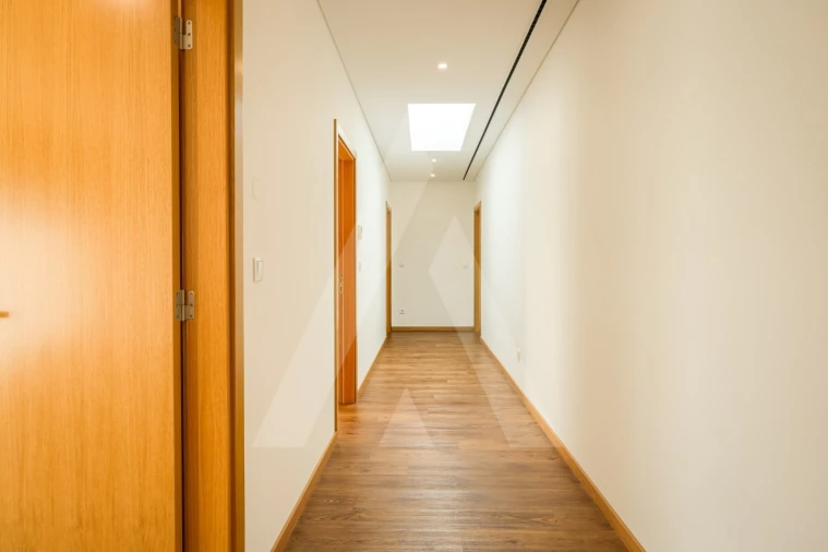 Moradia T3 para Venda em Palhaça Foto 23