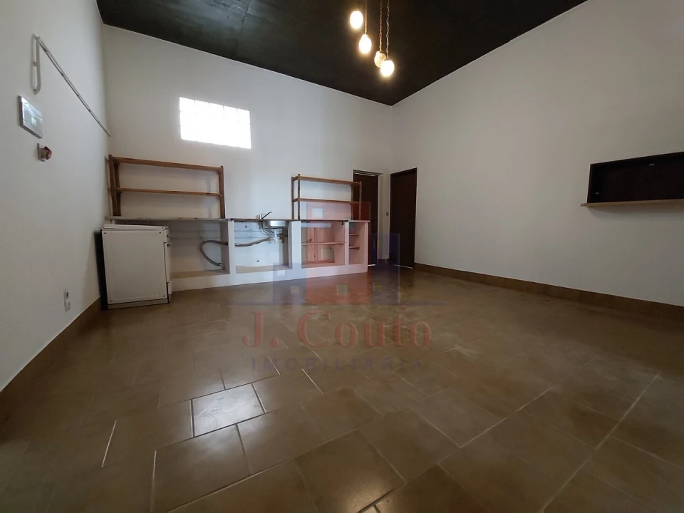 Moradia T4 para Venda em Vimeiro Foto 15