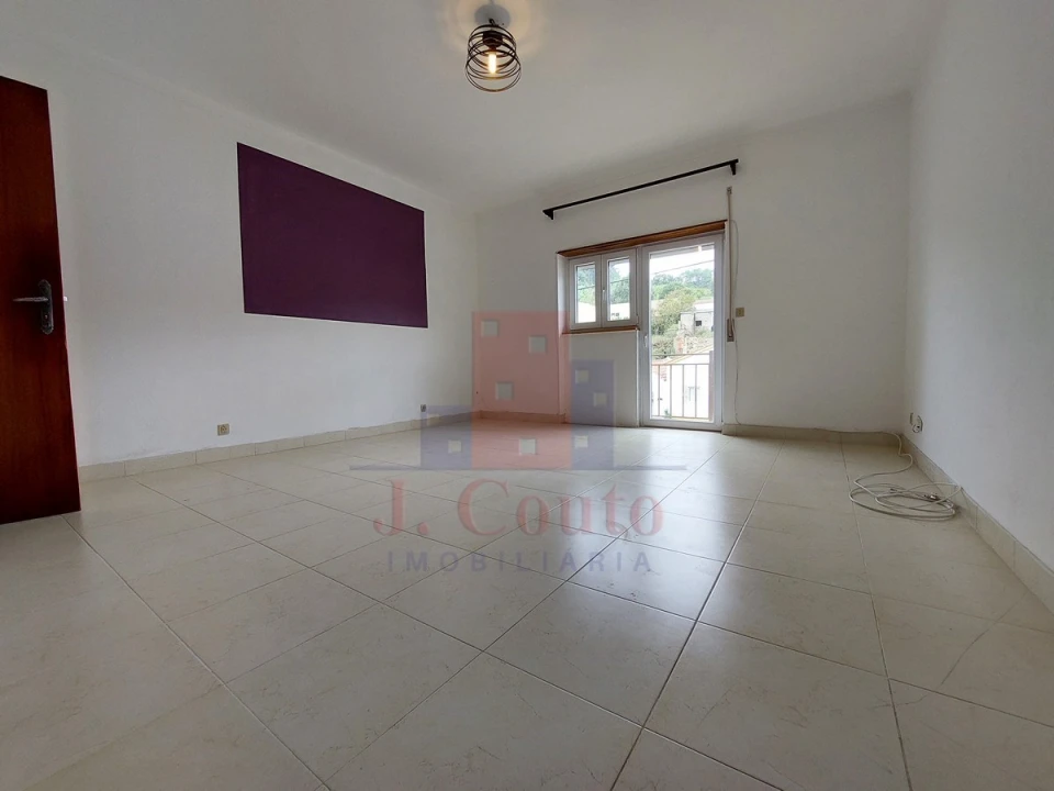 Moradia T4 para Venda em Vimeiro Foto 35