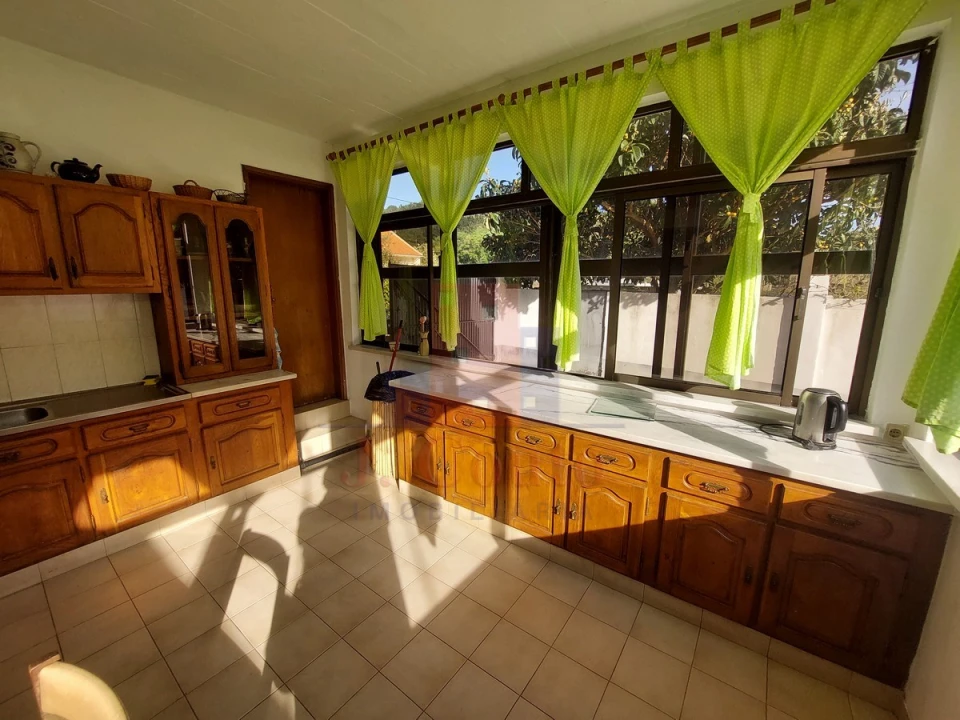 Moradia T4 para Venda em Vimeiro Foto 42