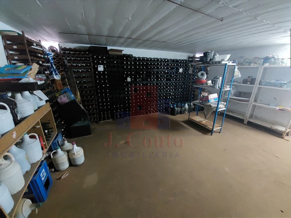 Moradia T4 para Venda em Vimeiro Foto 44