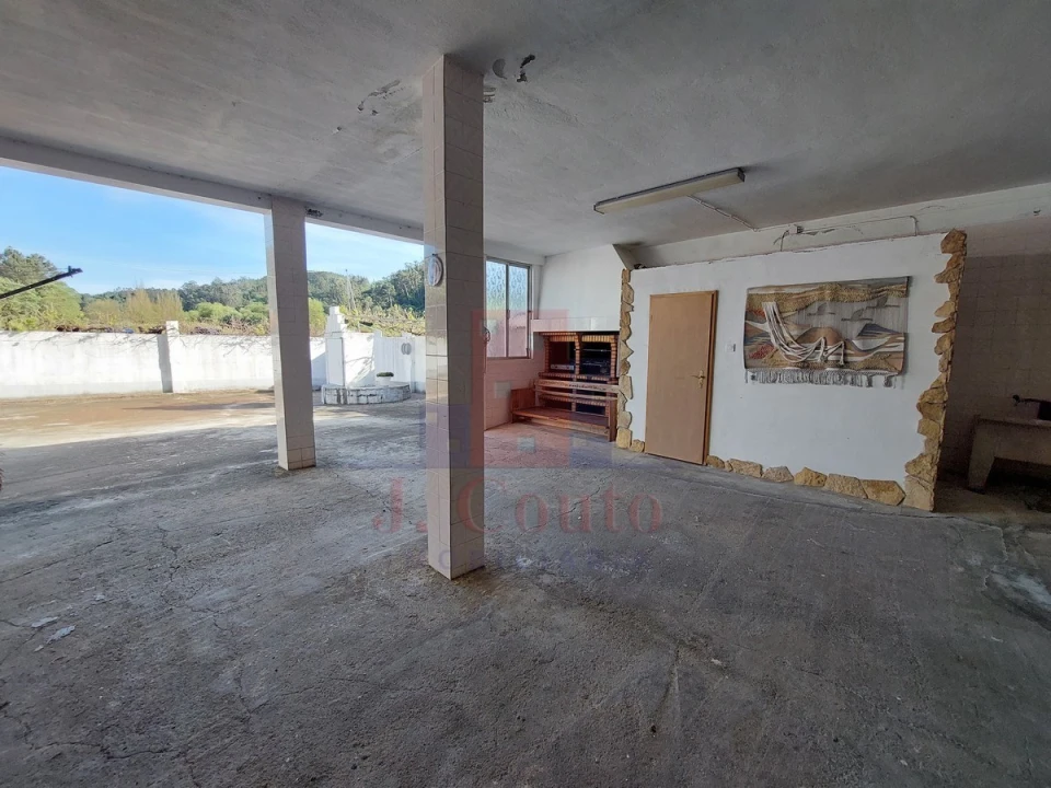 Moradia T4 para Venda em Vimeiro Foto 49