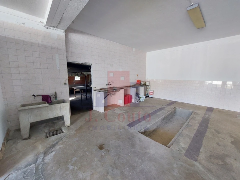 Moradia T4 para Venda em Vimeiro Foto 52