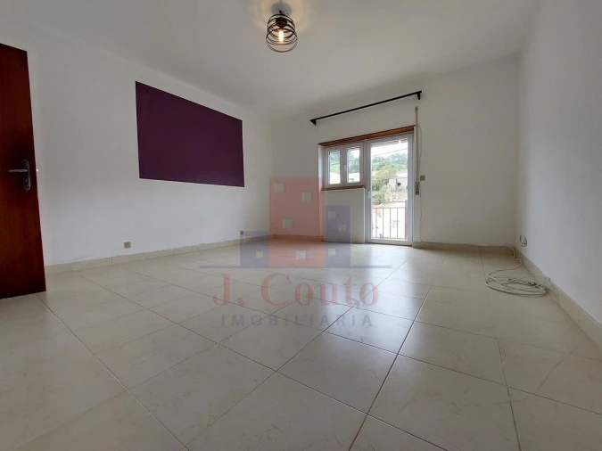 Moradia T4 para Venda em Vimeiro Foto 35