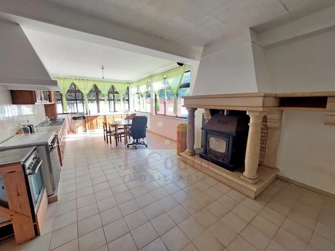 Moradia T4 para Venda em Vimeiro Foto 39