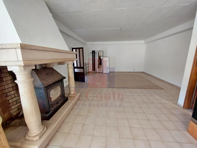 Moradia T4 para Venda em Vimeiro Foto 40