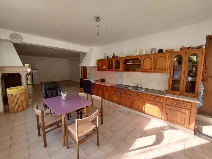 Moradia T4 para Venda em Vimeiro Foto 41