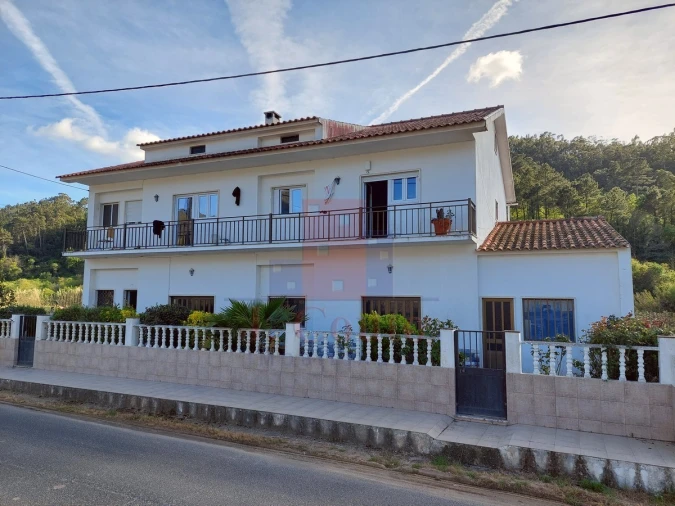 Moradia T4 para Venda em Vimeiro