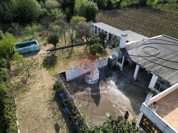 Moradia T4 para Venda em Vimeiro Foto 8