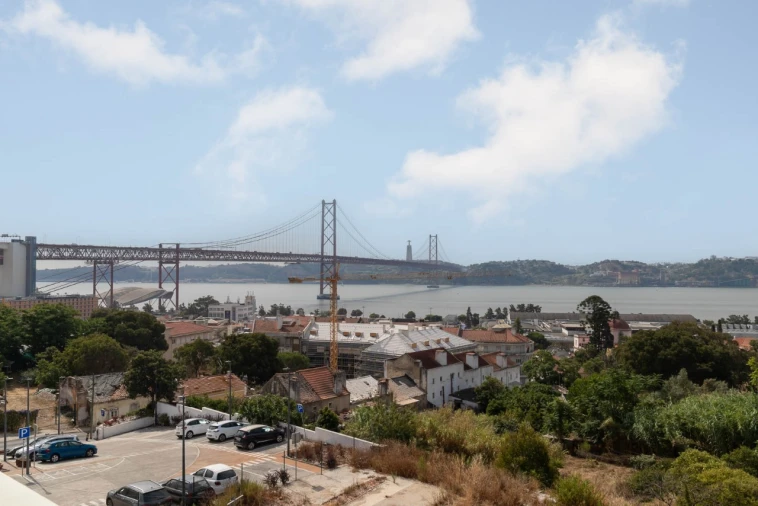 Moradia T5 para Venda em Alcantara Foto 53