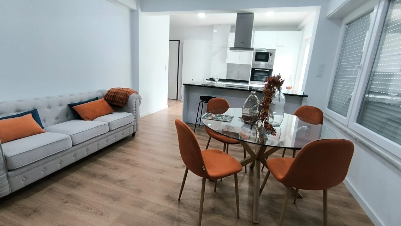 Apartamento T3 para Venda em Benfica Foto 9