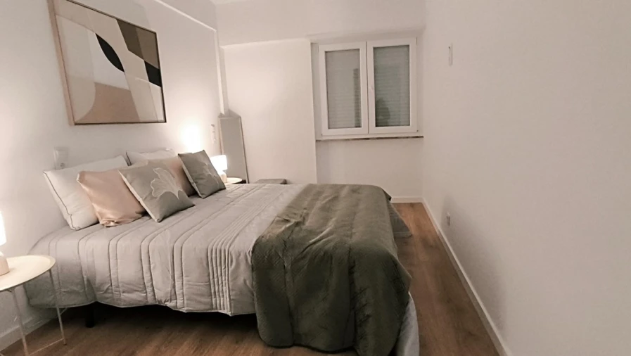 Apartamento T3 para Venda em Benfica Foto 6