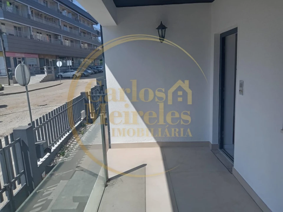 Moradia T3 para Venda em Vila Verde e Barbudo Foto 14