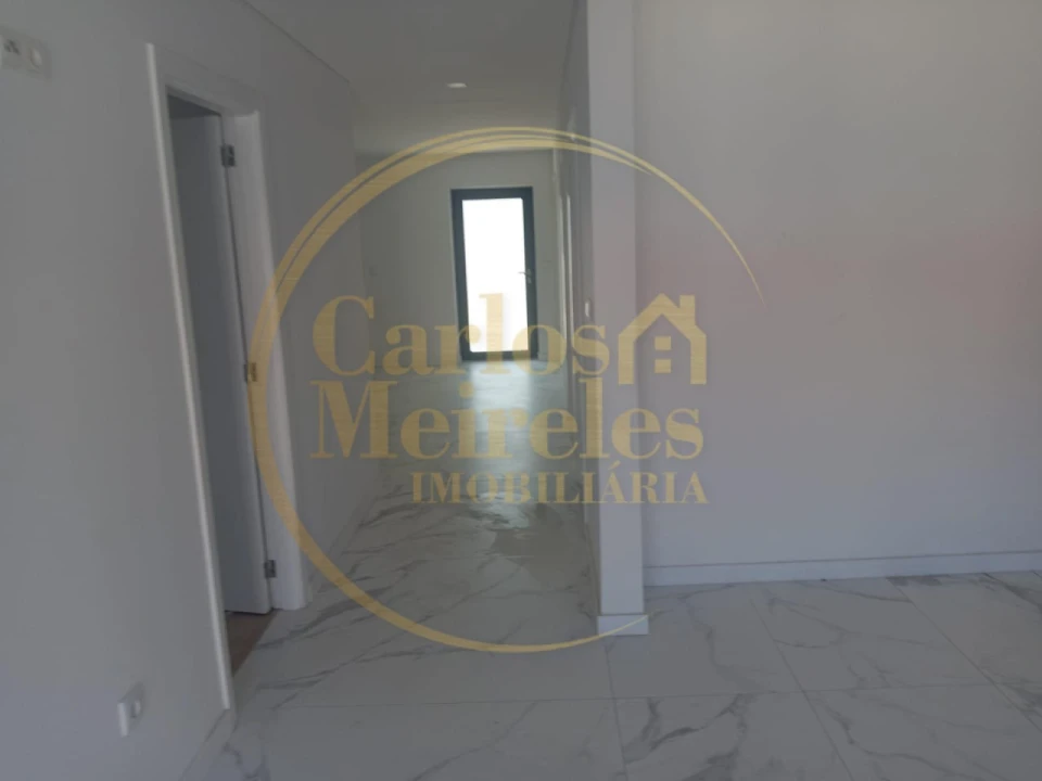 Moradia T3 para Venda em Vila Verde e Barbudo Foto 17