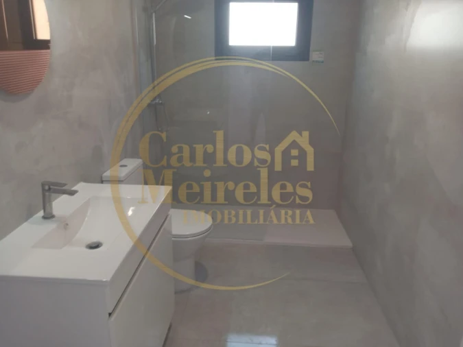 Moradia T3 para Venda em Vila Verde e Barbudo Foto 8