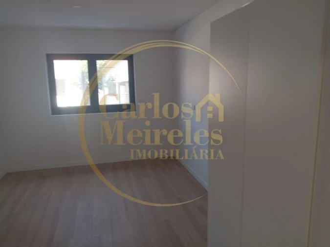 Moradia T3 para Venda em Vila Verde e Barbudo Foto 11